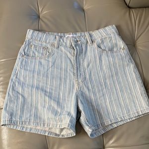 Zara hi waisted shorts